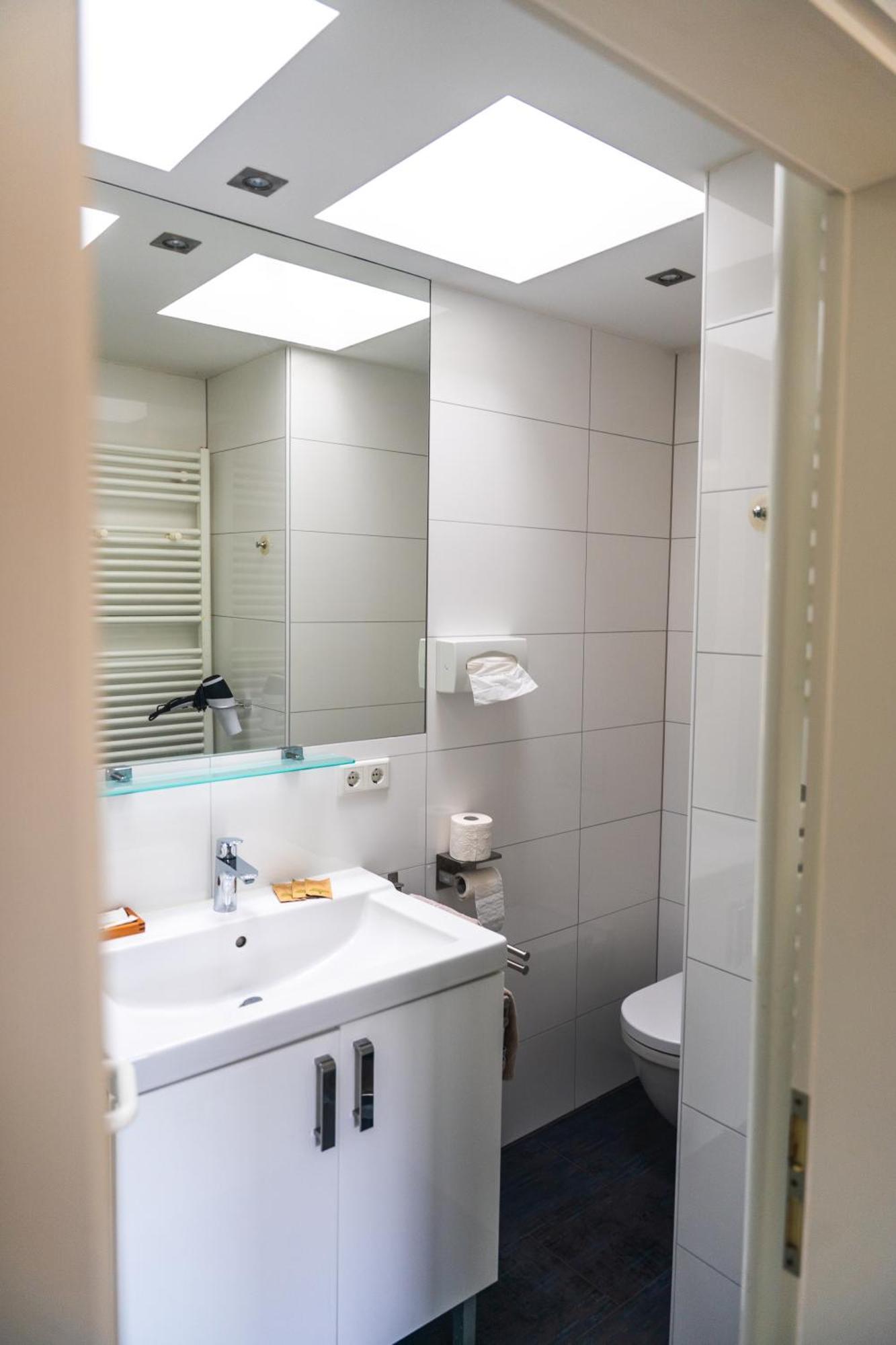 Hotel Hof 19 - Nuernberg Nord Heroldsberg Екстер'єр фото